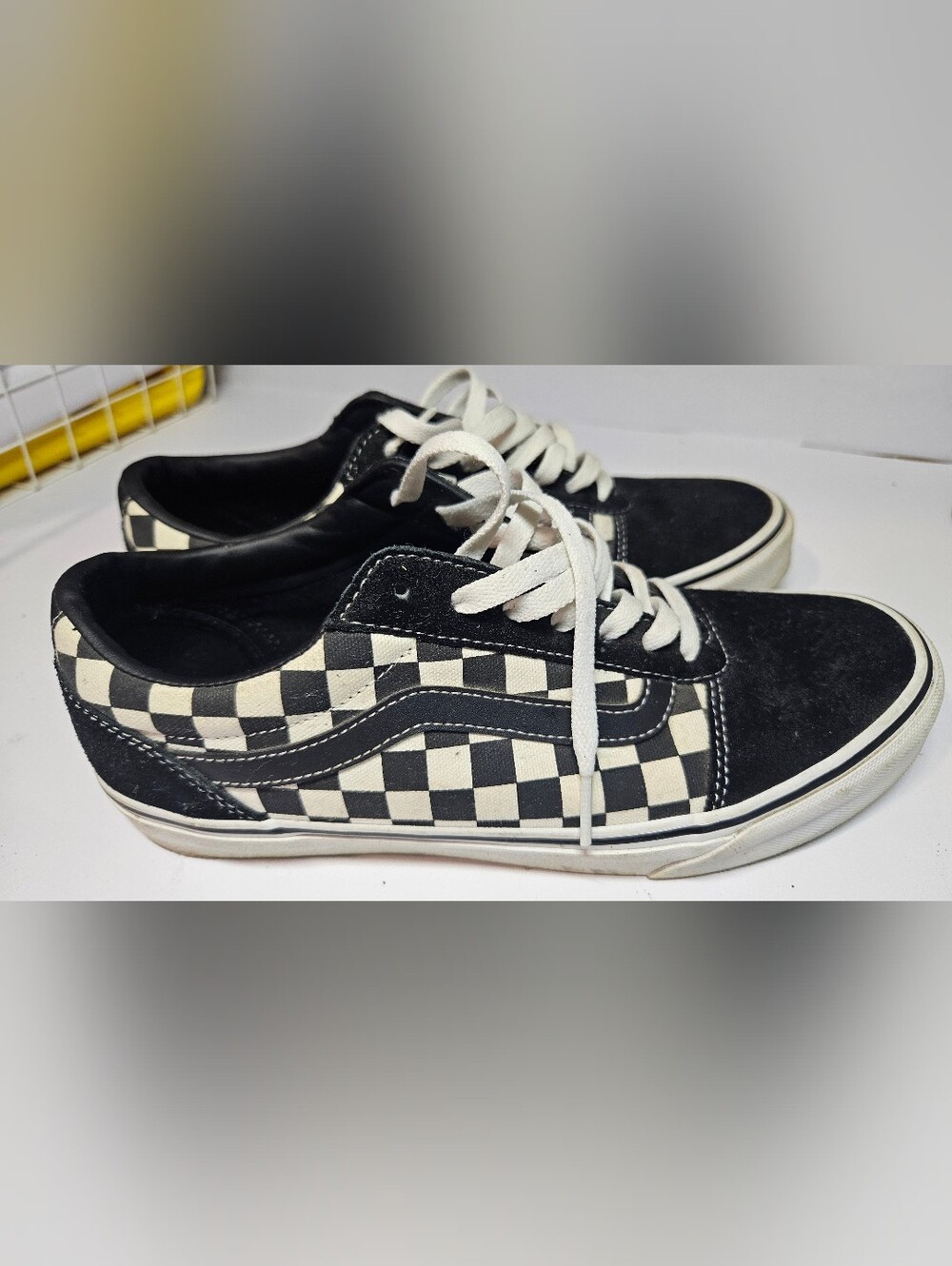 Men's Vans Old Skool Checkerboard Sneakers - Size 9.5